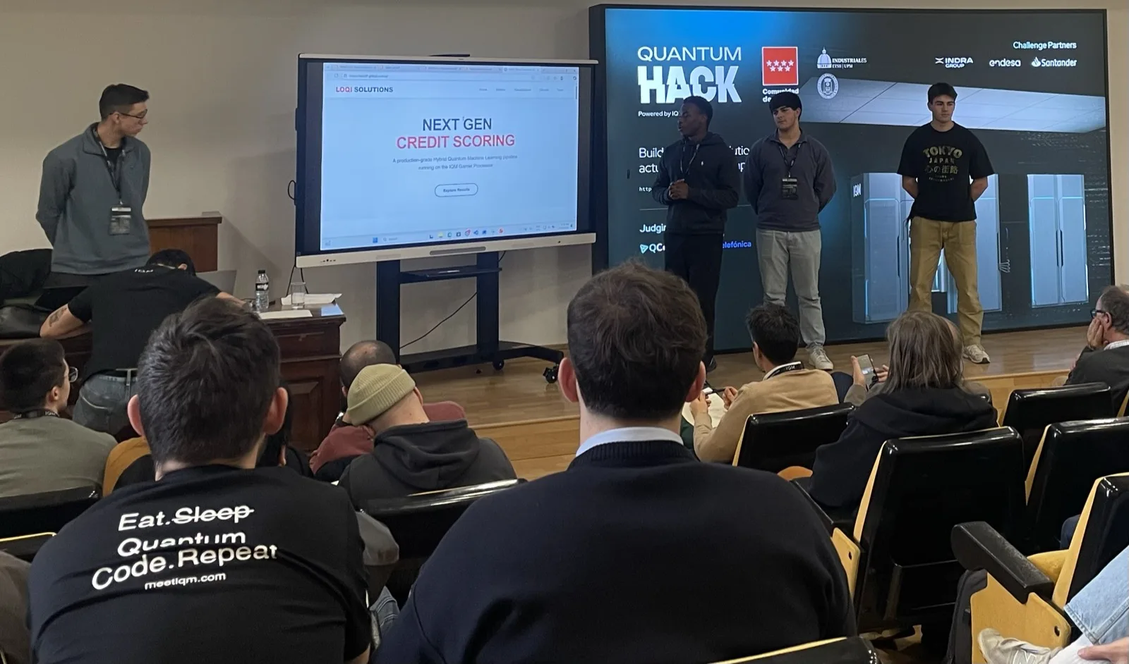 Fathin and teammates presenting a credit scoring project at Quantum Hack
